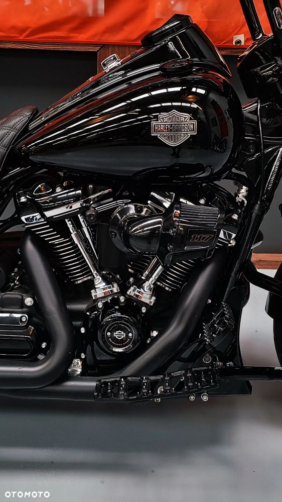 Harley-Davidson Touring Road King - 17