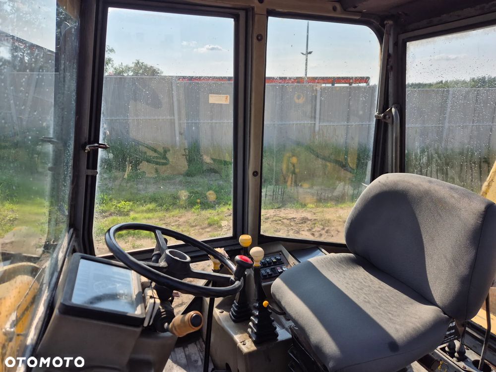 JCB 2CX 4x4 - 6
