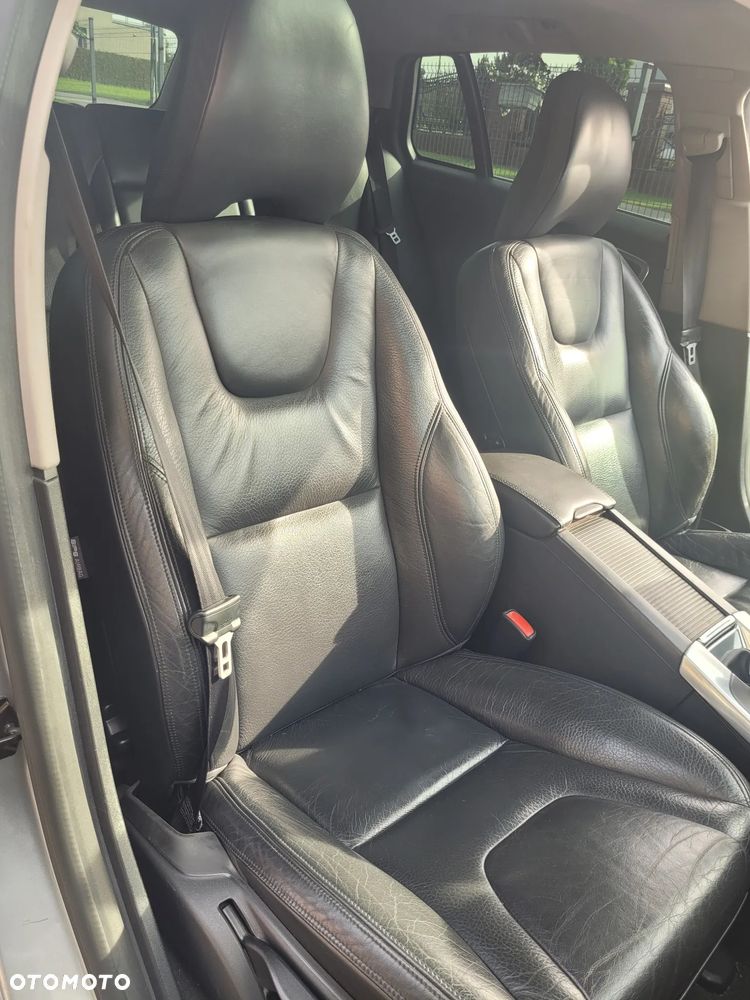 Volvo V60 D3 Momentum - 20