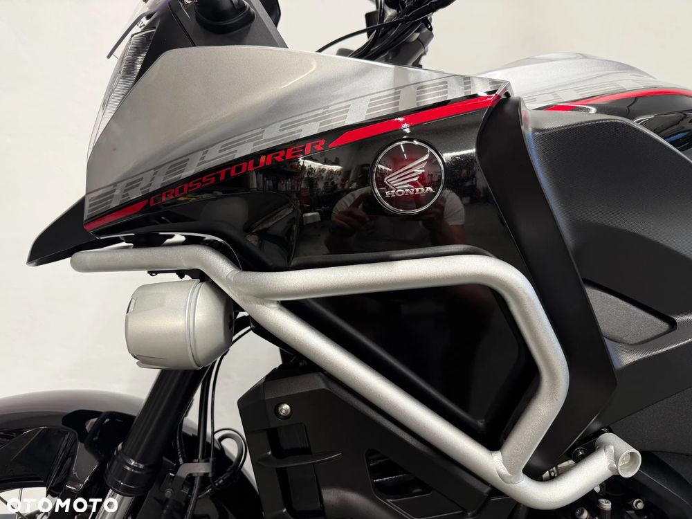 Honda VFR - 25