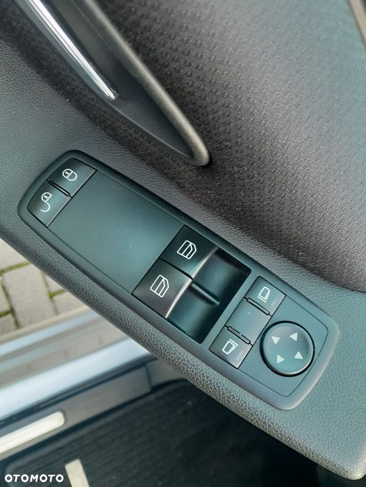 Mercedes-Benz Klasa A 170 Avantgarde - 14