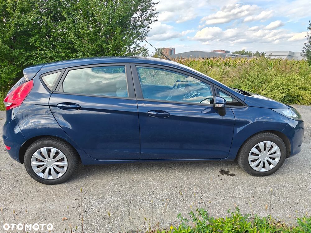 Ford Fiesta 2012 photo 4