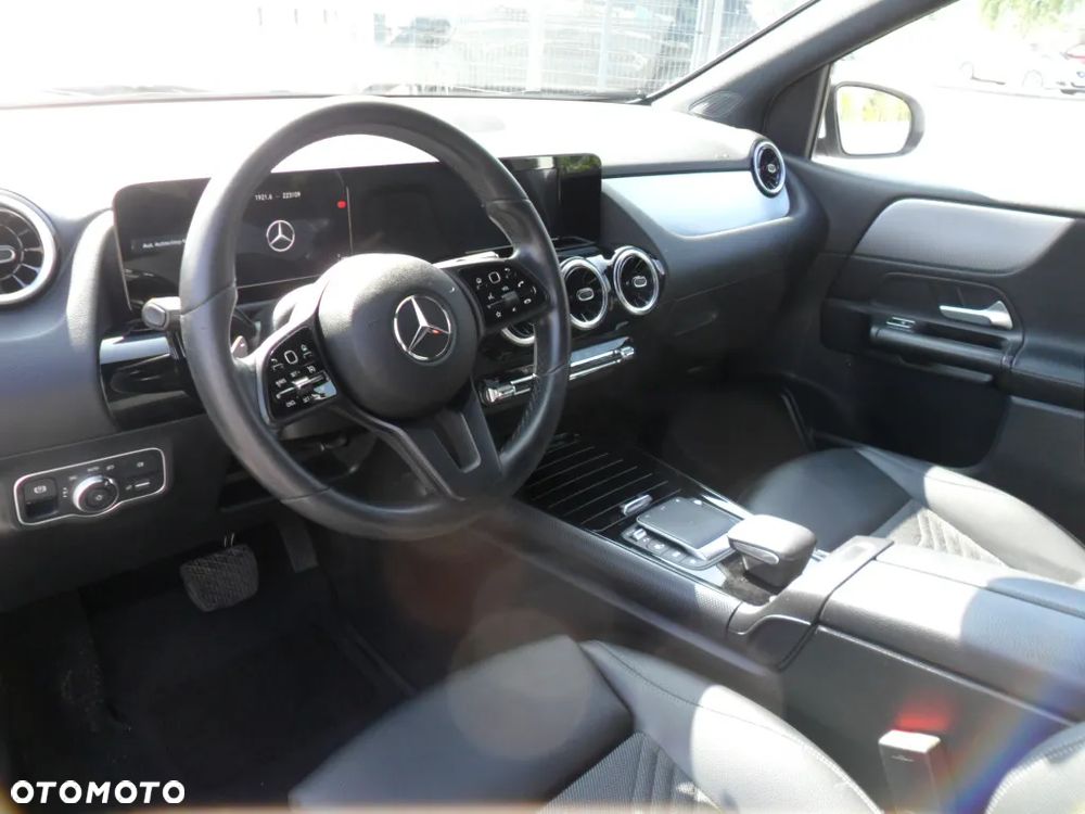 Mercedes-Benz Klasa B 200 d Style 8G-DCT - 14