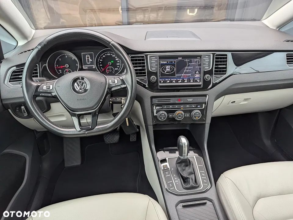 Volkswagen Golf Sportsvan 2.0 TDI SCR DSG Highline - 20