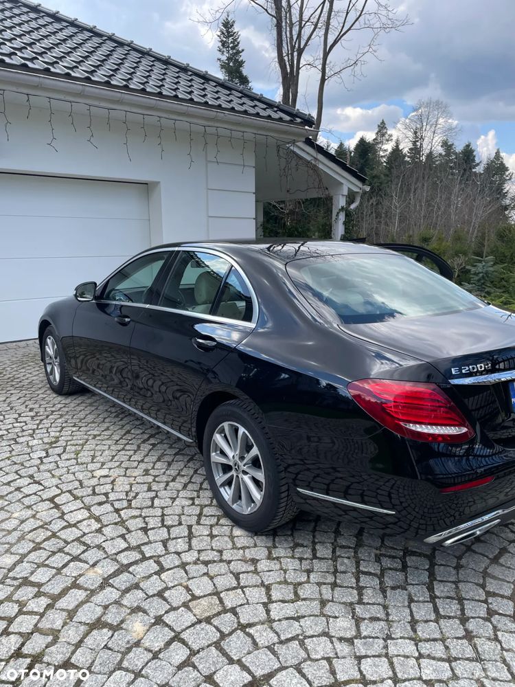 Mercedes-Benz Klasa E - 4