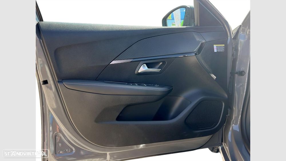 Peugeot 208 1.2 Hybrid Allure e-DCS6 - 12