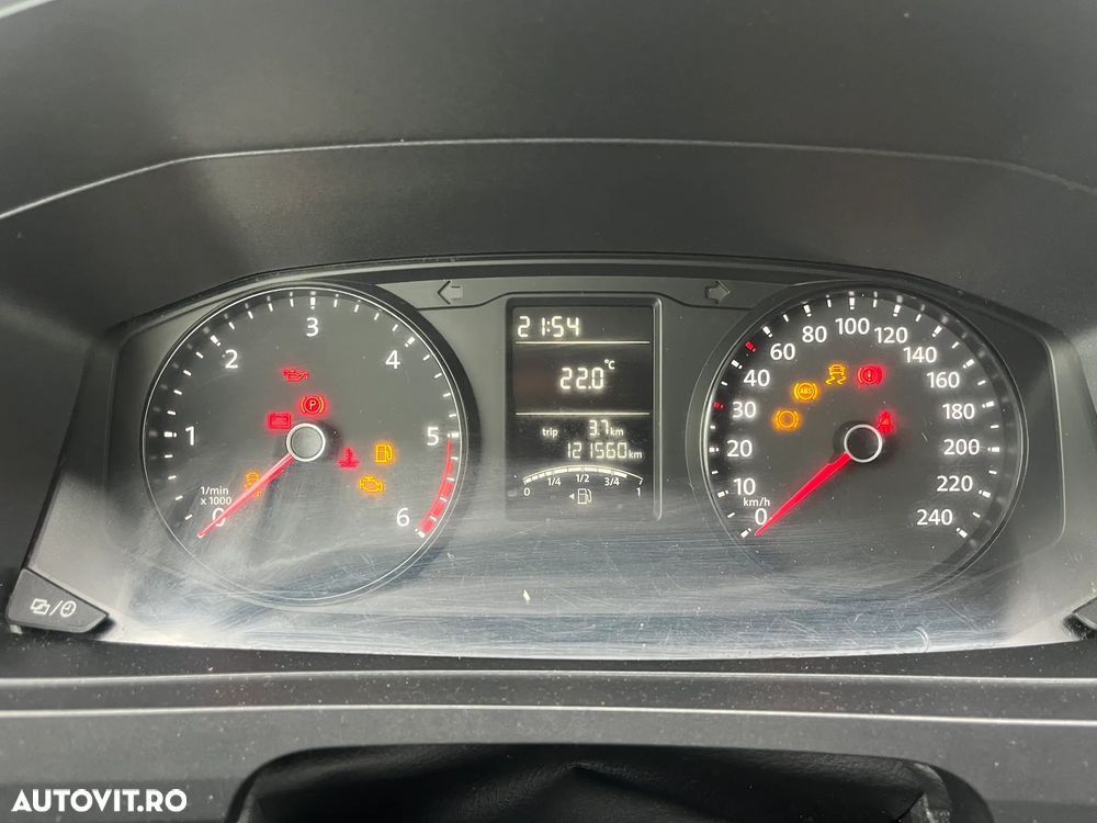 Volkswagen Transporter - 11