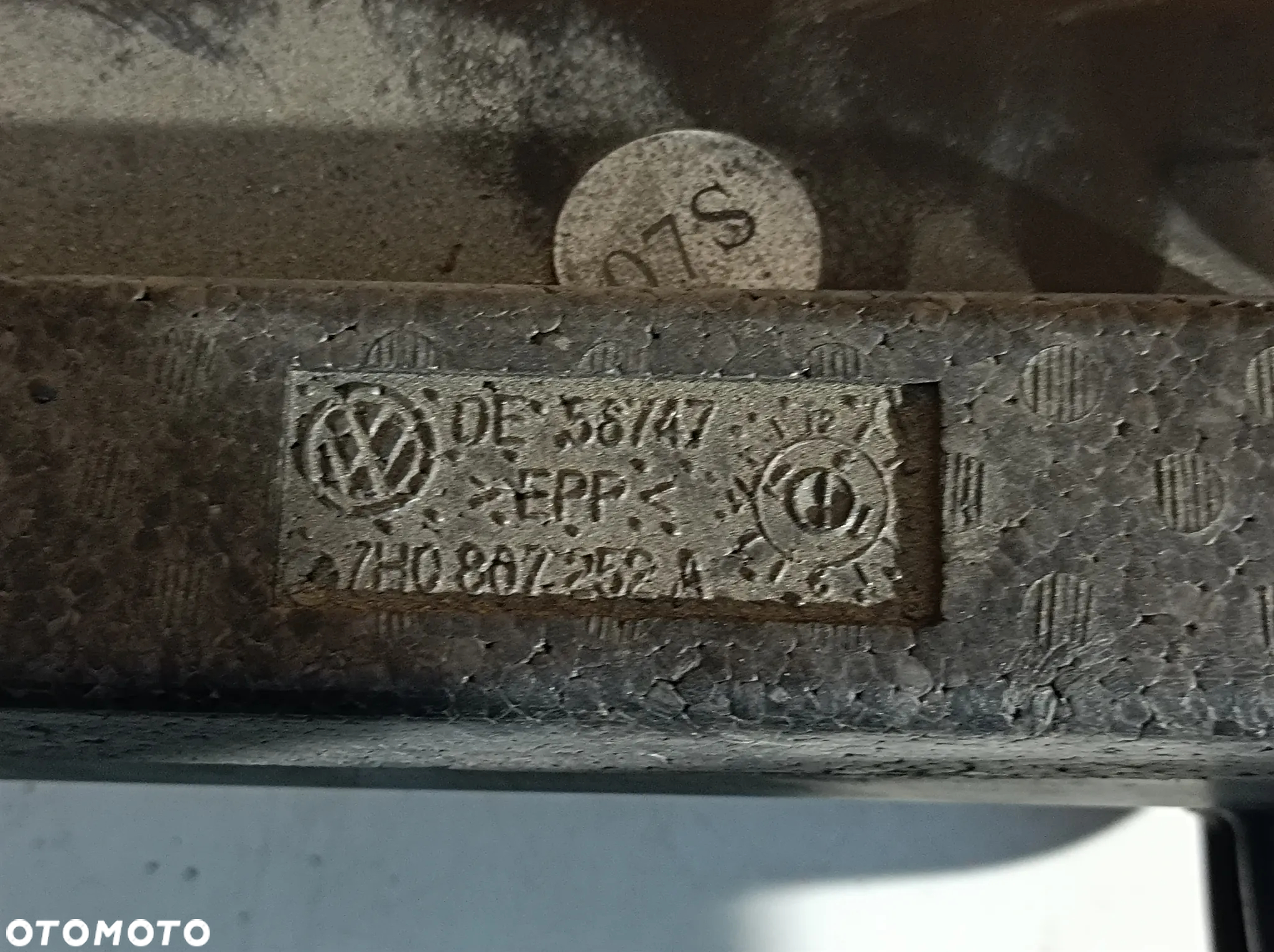 VW T5 T6 belka hak holowniczy wypinany WESTFALIA 7H0803881J - 3