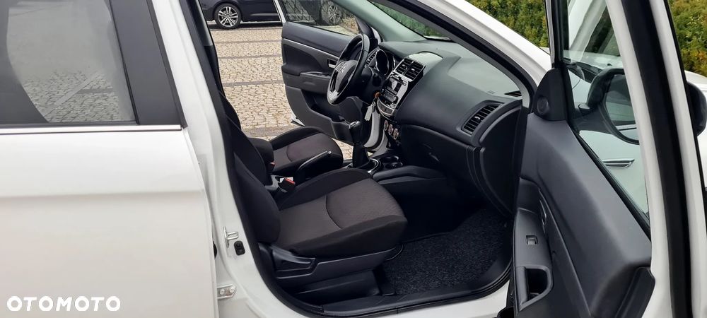 Mitsubishi ASX 1.6 2WD Intense - 23