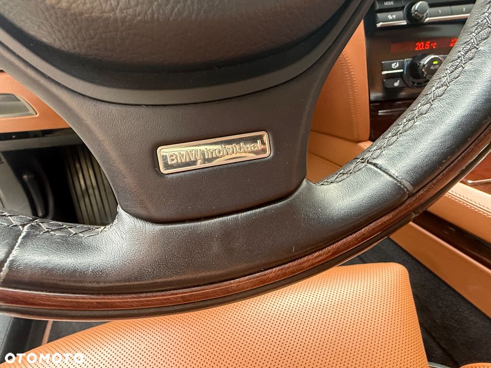 BMW Seria 7 760i - 14