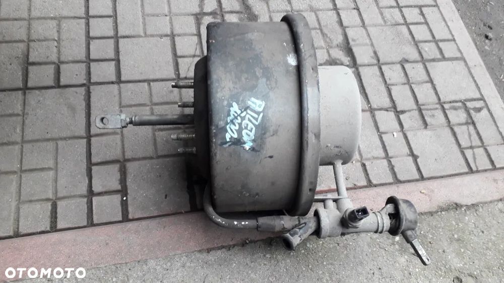 Serwo Nissan Atleon 3.0 TD - 3