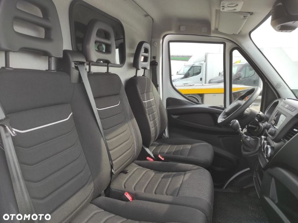 Iveco 35S16 - 13