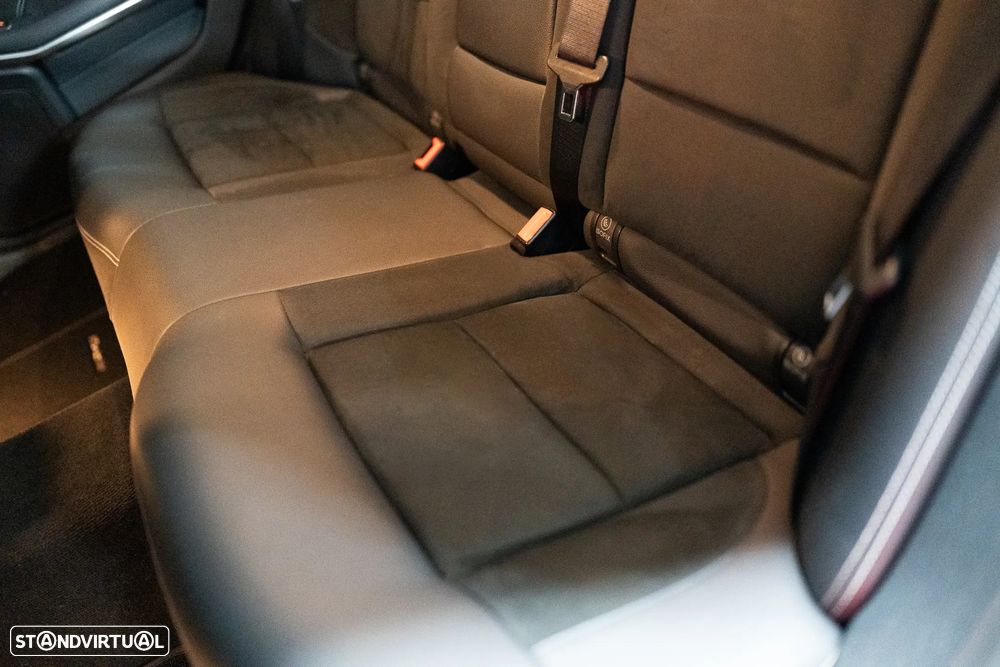 Mercedes-Benz E 300 BLUETEC Hybrid Avantgarde 107g - 55