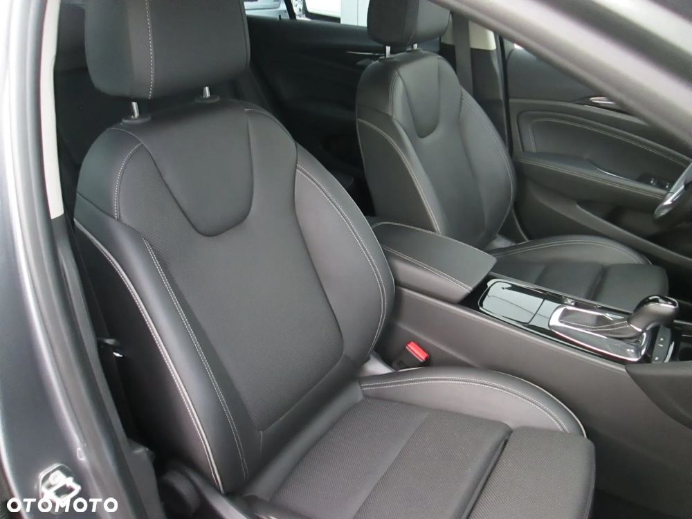 Opel Insignia 1.6 CDTI Ultimate S&S - 13