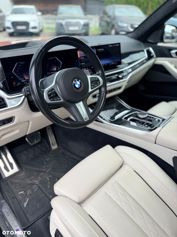 BMW X7 - 22