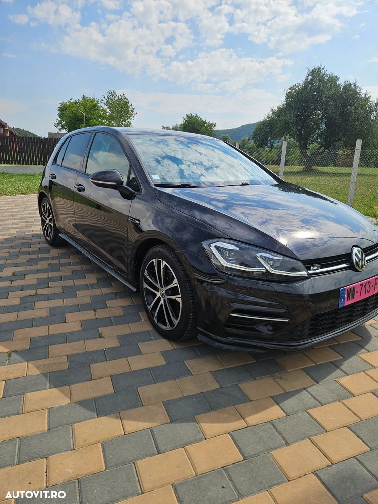 Volkswagen Golf - 2