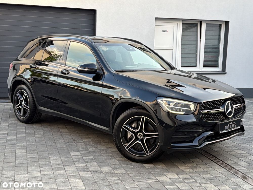 Mercedes-Benz GLC 200 4Matic 9G-TRONIC AMG Line - 19