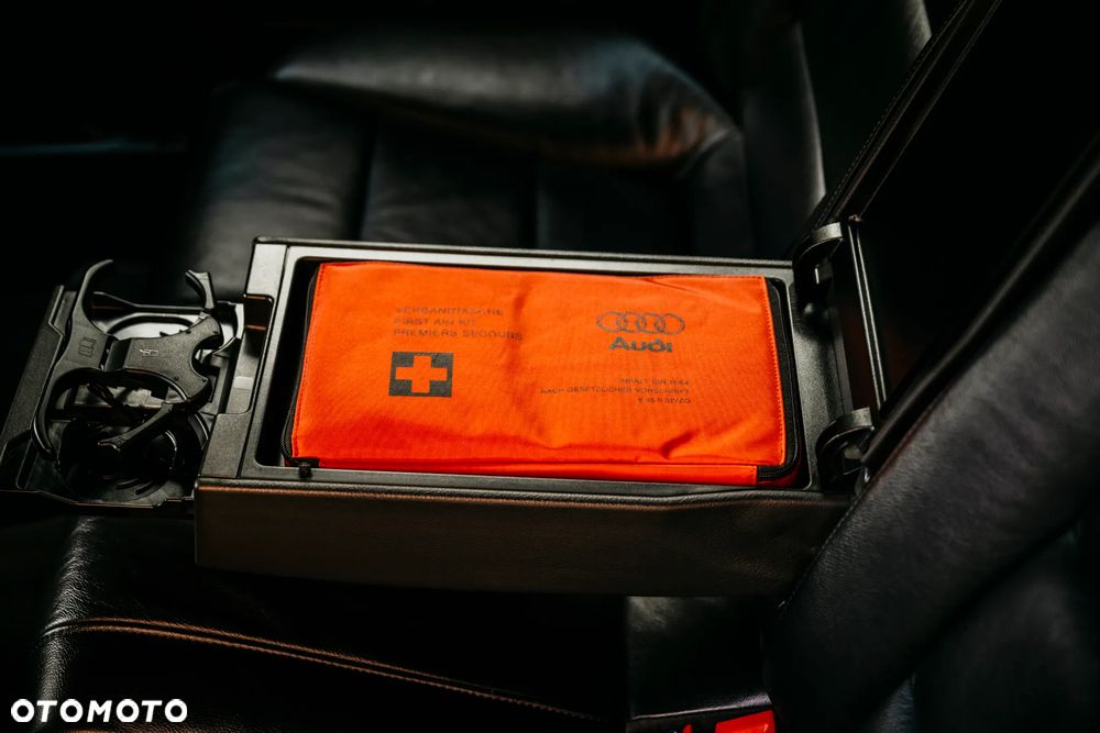 Audi A6 - 12