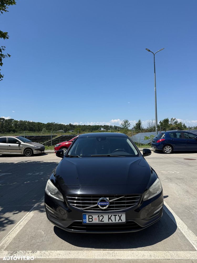 Volvo S60 D2 Start-Stop R-Design - 3