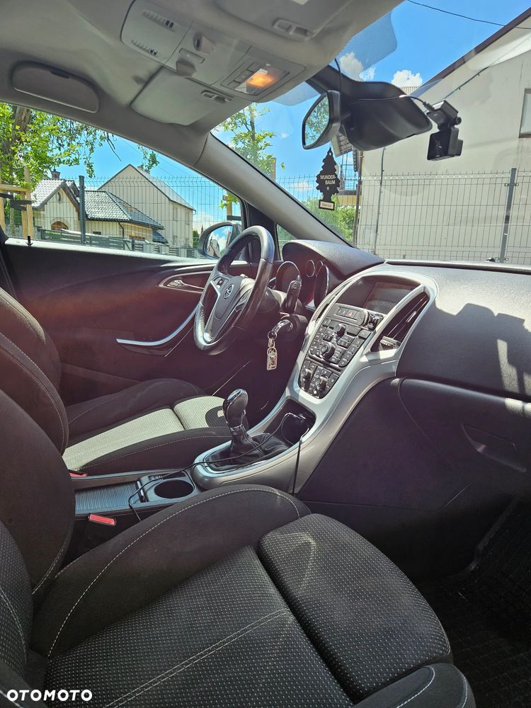 Opel Astra 2.0 CDTI Cosmo - 6