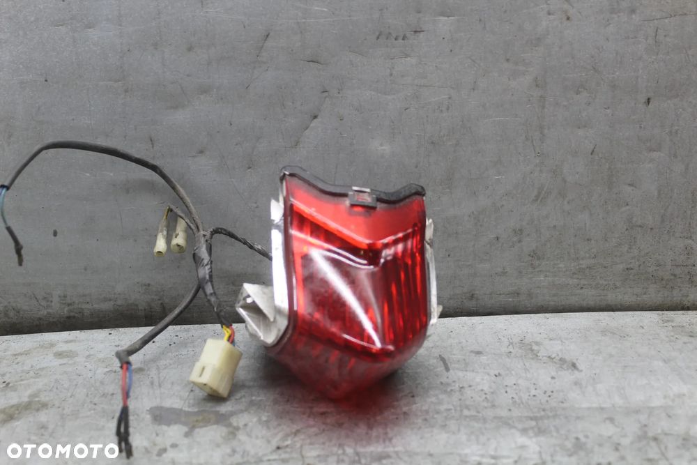 Aprilia SR lampa tył tylna klosz - 2