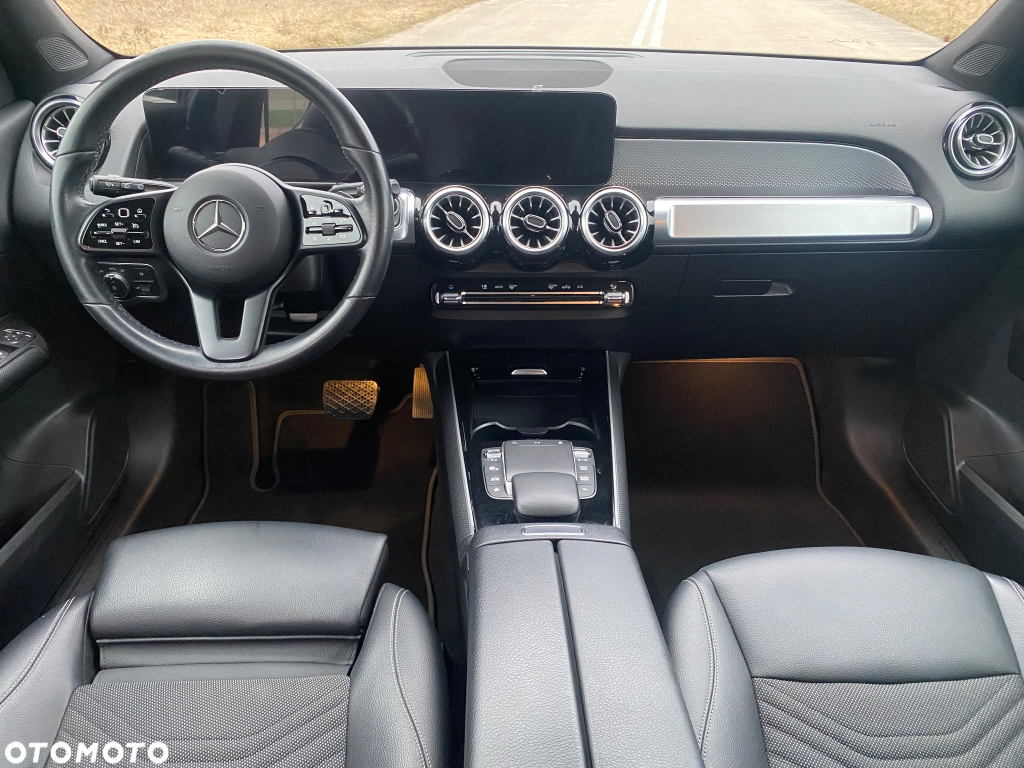 Mercedes-Benz GLB 200 d 4-Matic 8G-DCT - 11