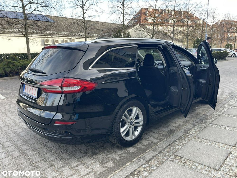 Ford Mondeo - 14