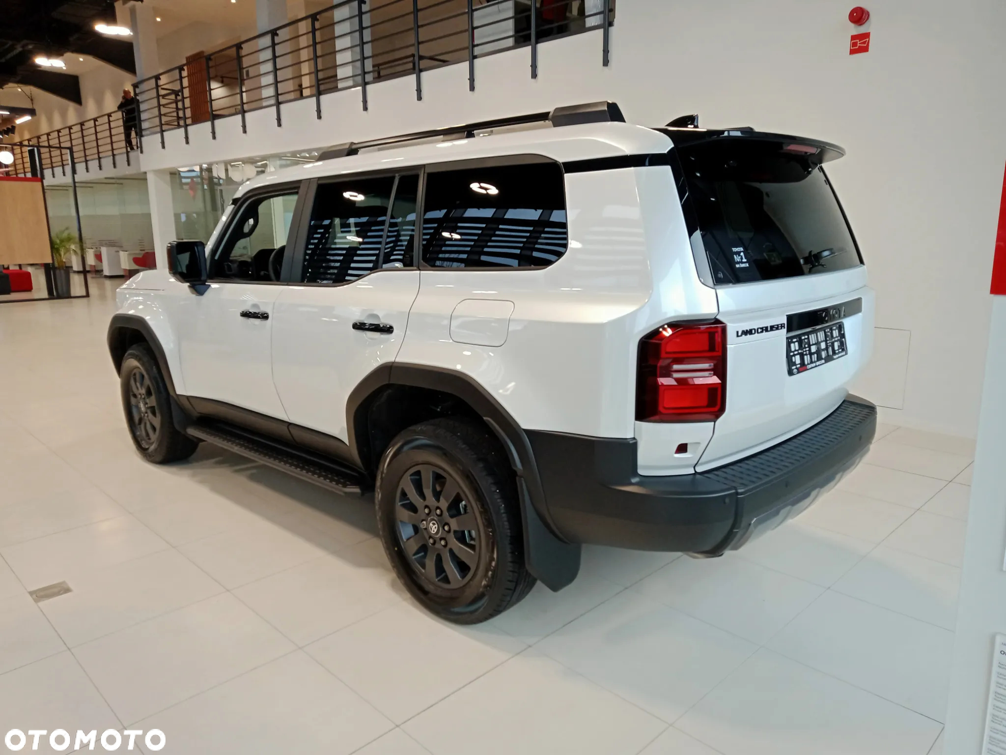 Toyota Land Cruiser LC 2.8 D-4D Invincible - 3