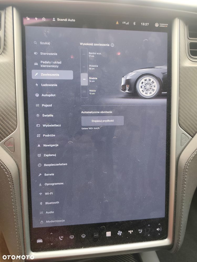 Tesla Model S - 25