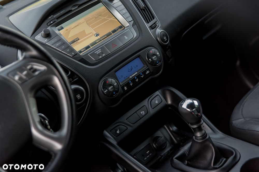 Hyundai ix35 1.7 CRDi Premium 2WD - 24