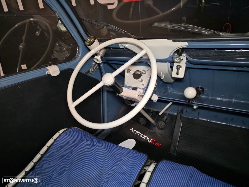 Citroën 2CV - 8