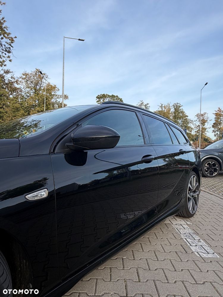 Opel Insignia 2.0 CDTI 4x4 GSi S&S - 8