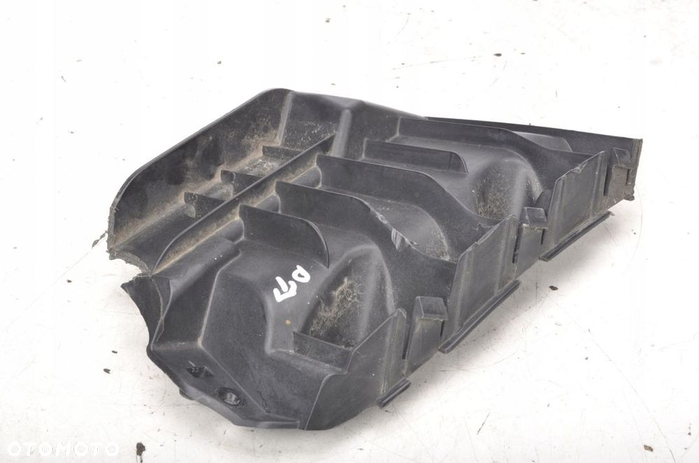 MASERATI GHIBLI III ŚLIZG ZDERZAKA PRAWY TYŁ TYLNY - 1