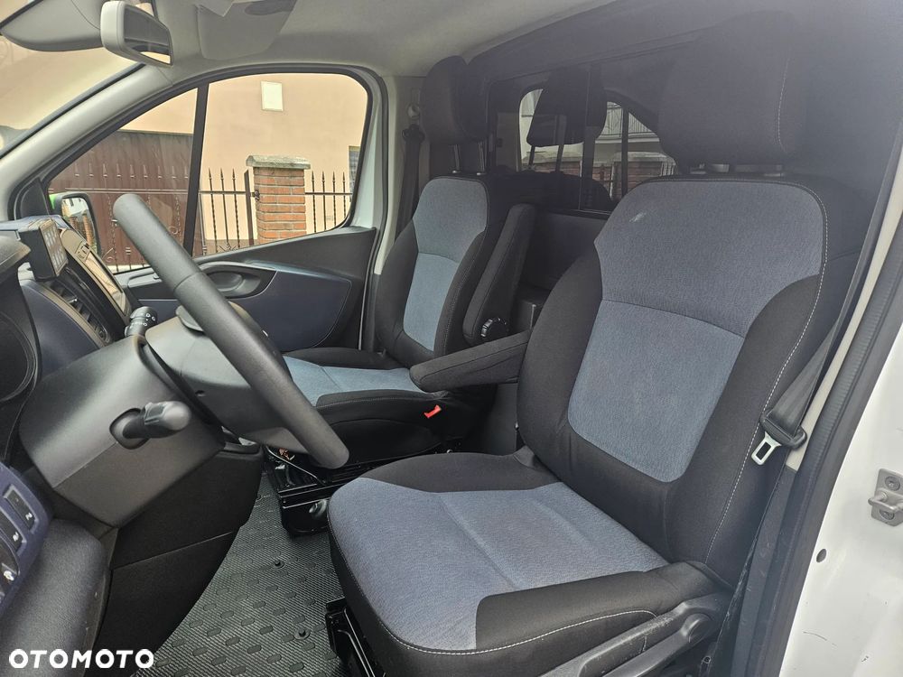 Opel VIVARO - 12
