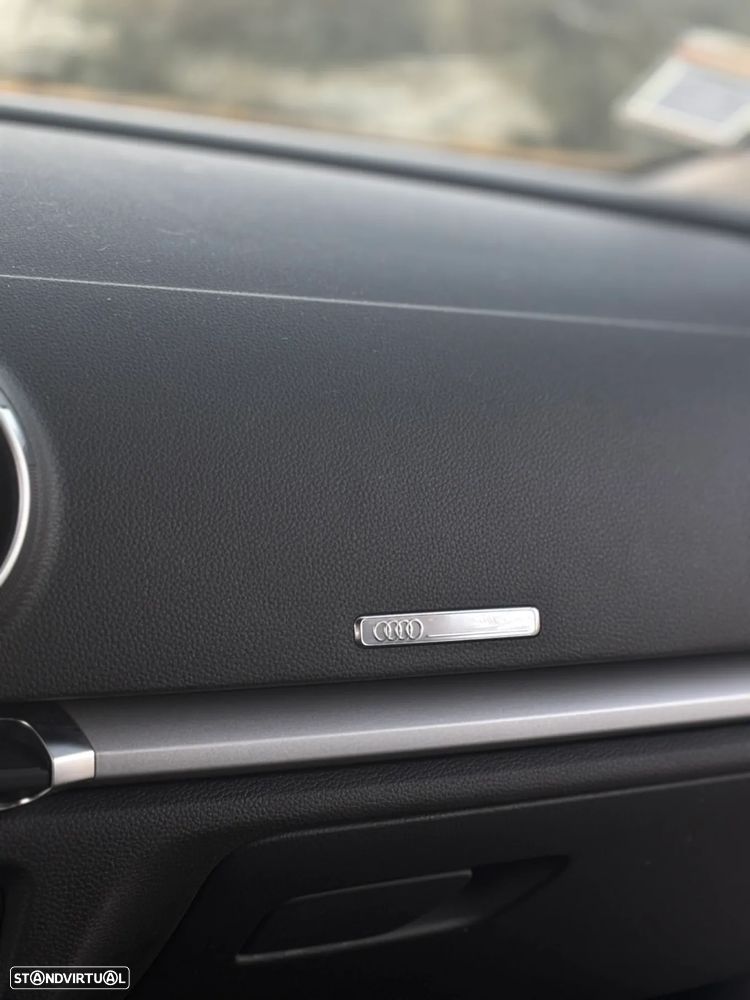 Audi A3 Sportback 1.6 TDI Advance Ultra - 22