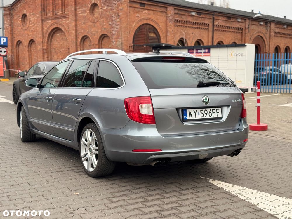 Skoda Superb 2.0 TSI DSG Exclusive - 5