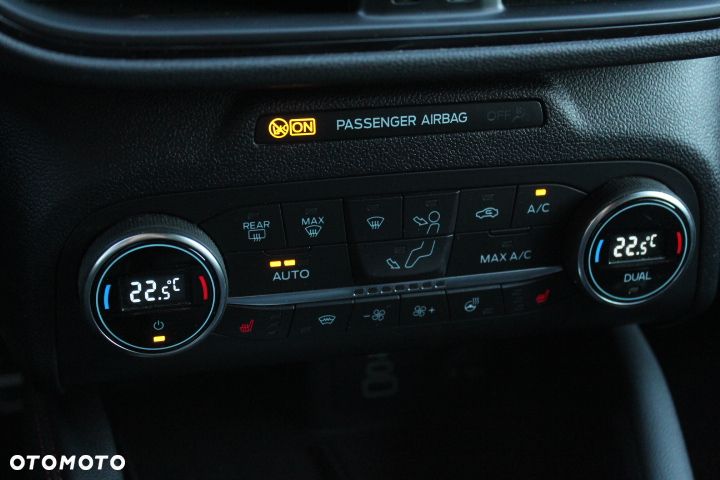 Ford Kuga 2.5P PHEV FWD ST-Line X - 19