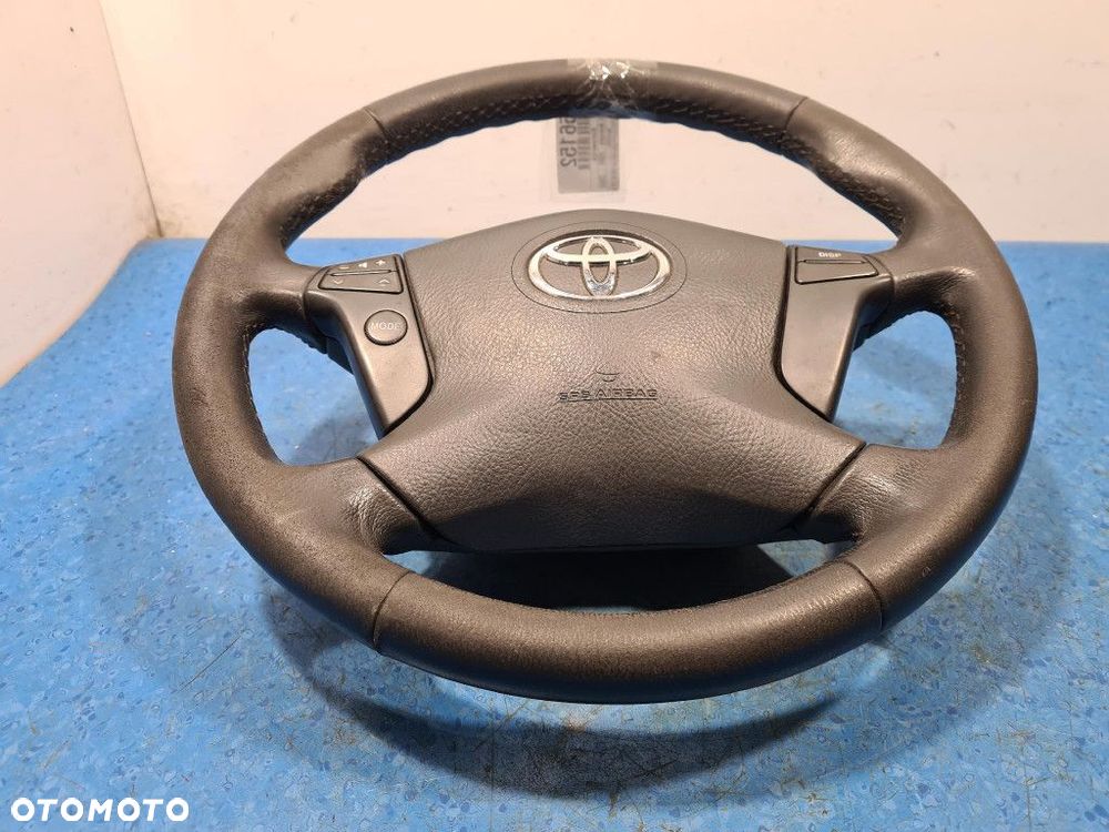 TOYOTA AVENSIS II T25 KIEROWNICA. - 3