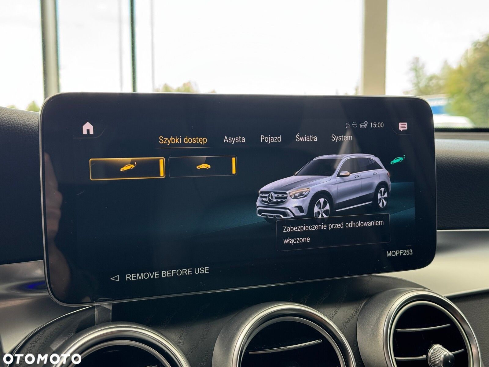 Mercedes-Benz GLC 300 d 4-Matic - 32