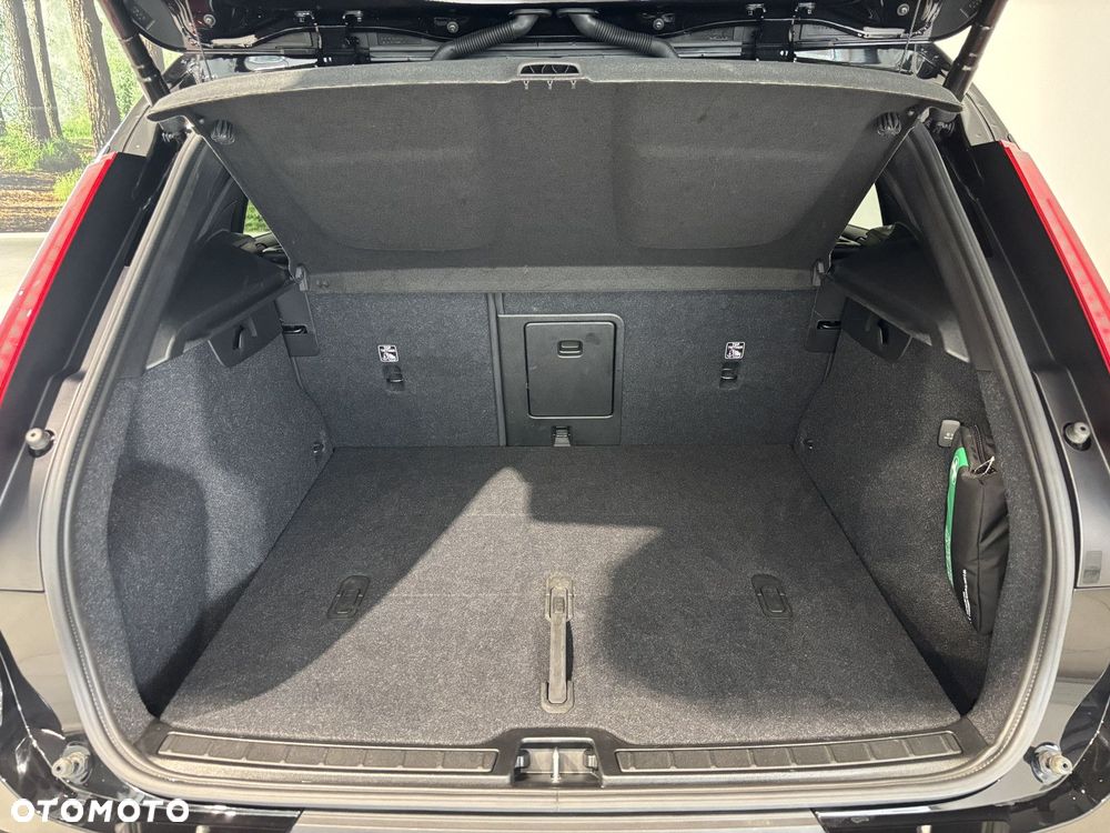 Volvo XC 40 - 24