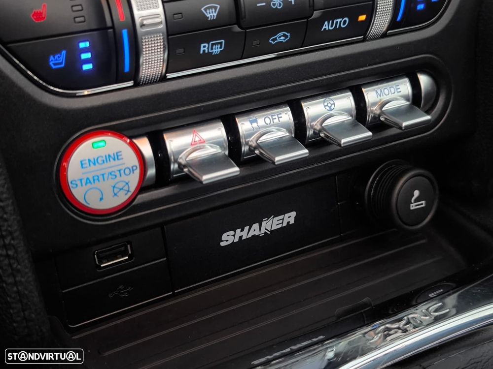 Ford Mustang 2.3i EcoBoost - 22