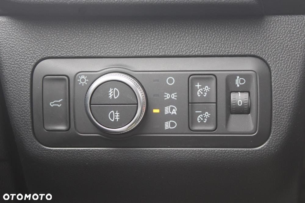 Ford Kuga - 28