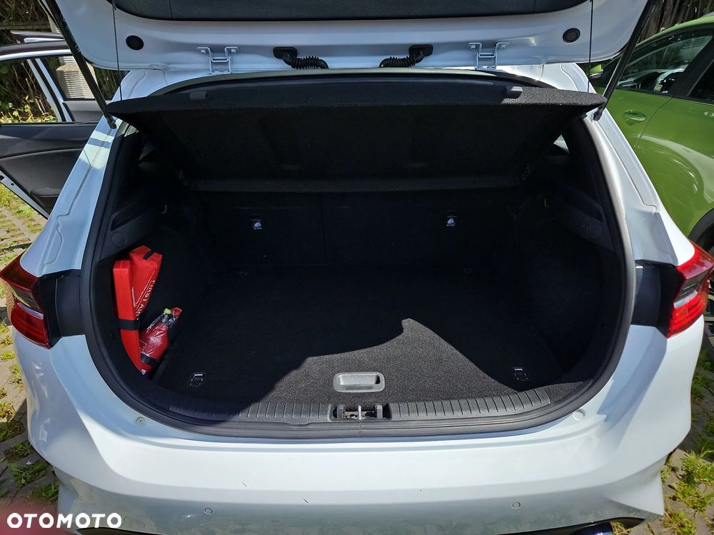 Kia Ceed 1.5 T-GDI M - 17