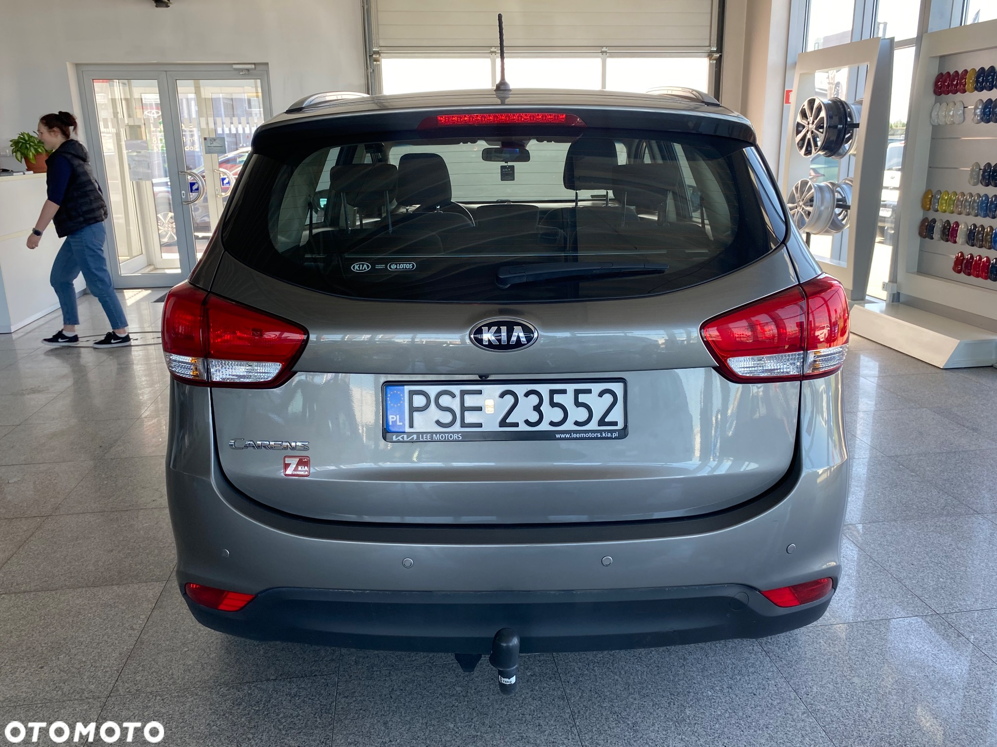 Kia Carens 1.6 GDI L - 4