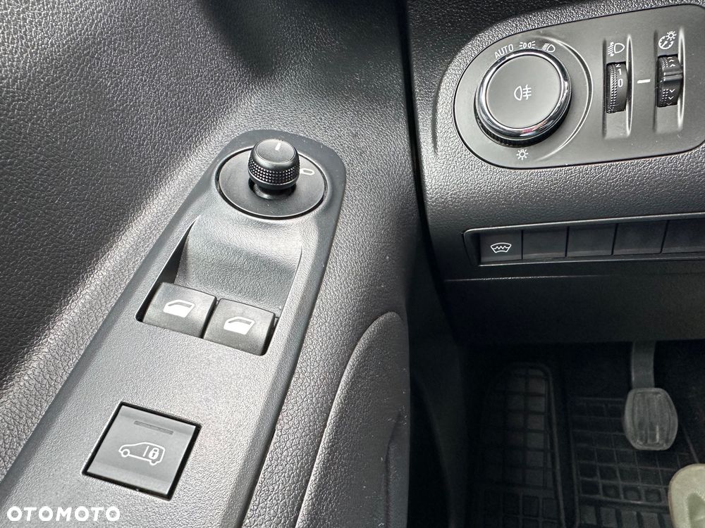 Opel Combo - 29