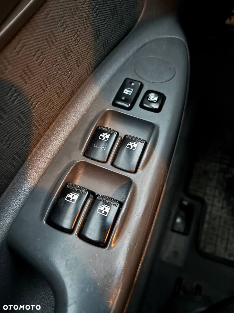 Kia Rio 1.4 / City - 11