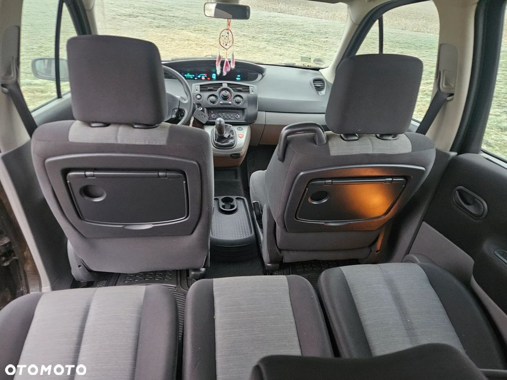 Renault Scenic 1.6 16V EXpression - 13