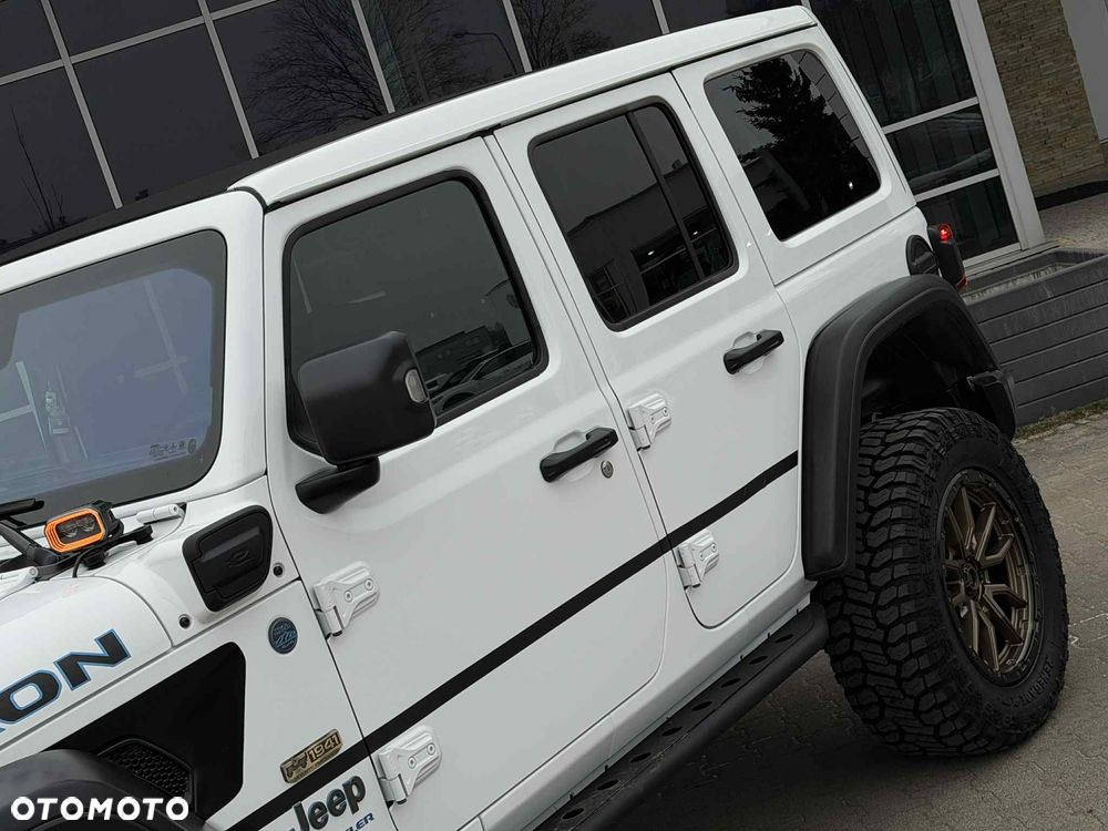 Jeep Wrangler - 6