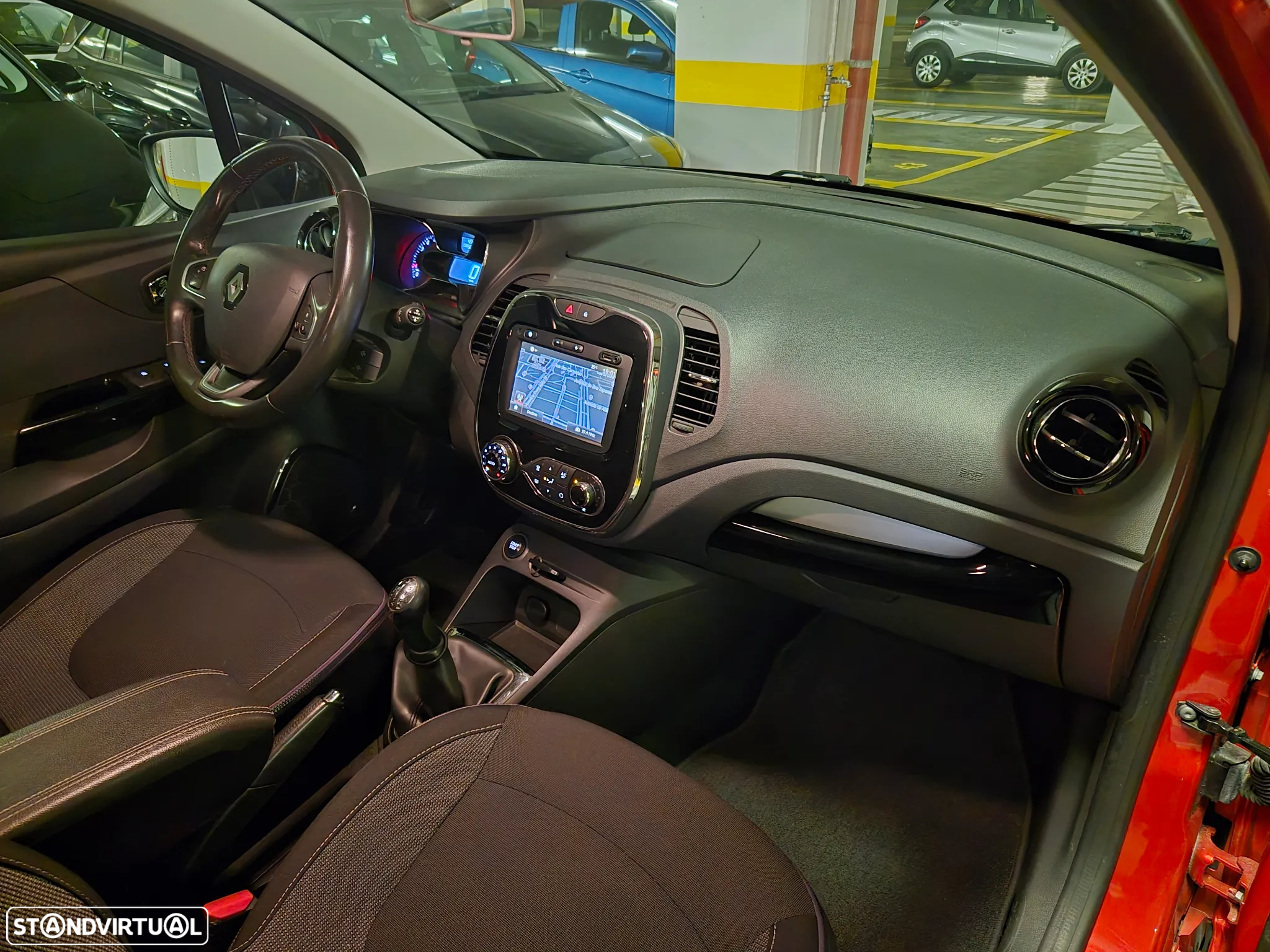 Renault Captur 1.5 dCi Sport - 25
