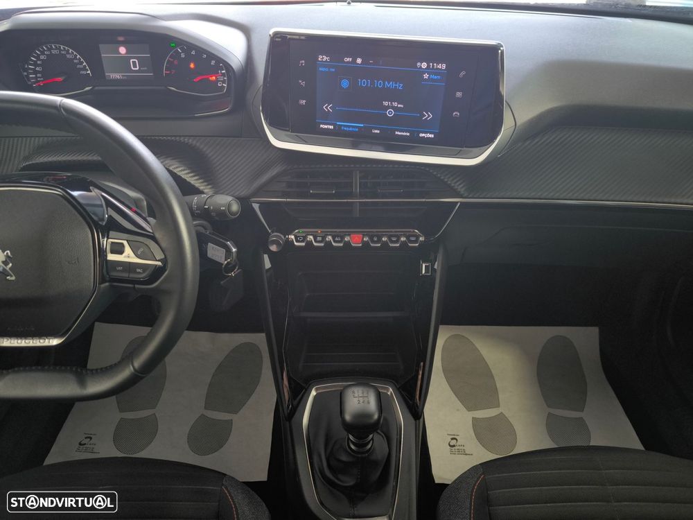 Peugeot 2008 1.2 PureTech Active Pack - 14